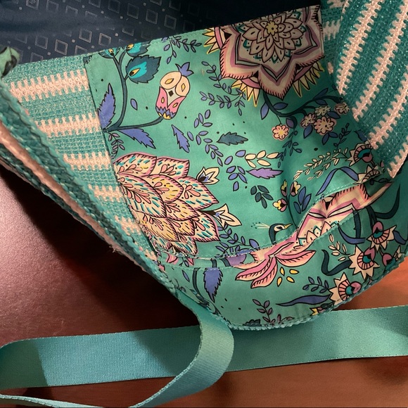 VERA BRADLEY BEACH TOTE! BRAND NEW WITH TAGS!!!!! - Picture 8 of 8